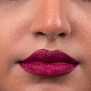 Rouge à lèvres hydratant, naturel et sans transfert Clea Beauties. Maquillage et soin des lèvres : l'option 2 en 1 !